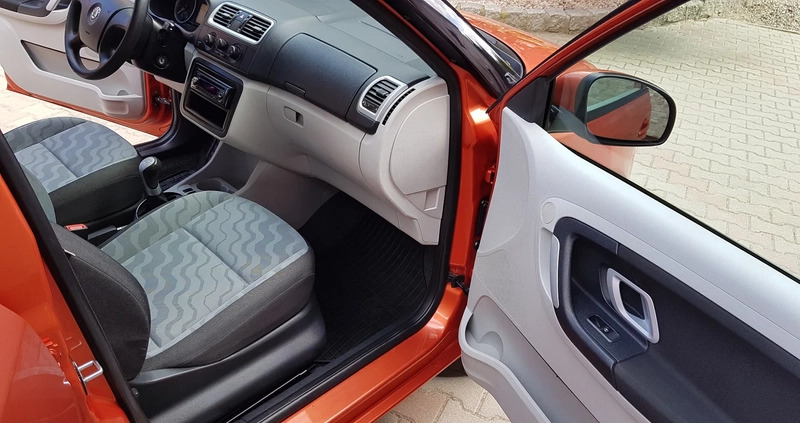 Skoda Fabia cena 15900 przebieg: 125000, rok produkcji 2007 z Strzegom małe 742